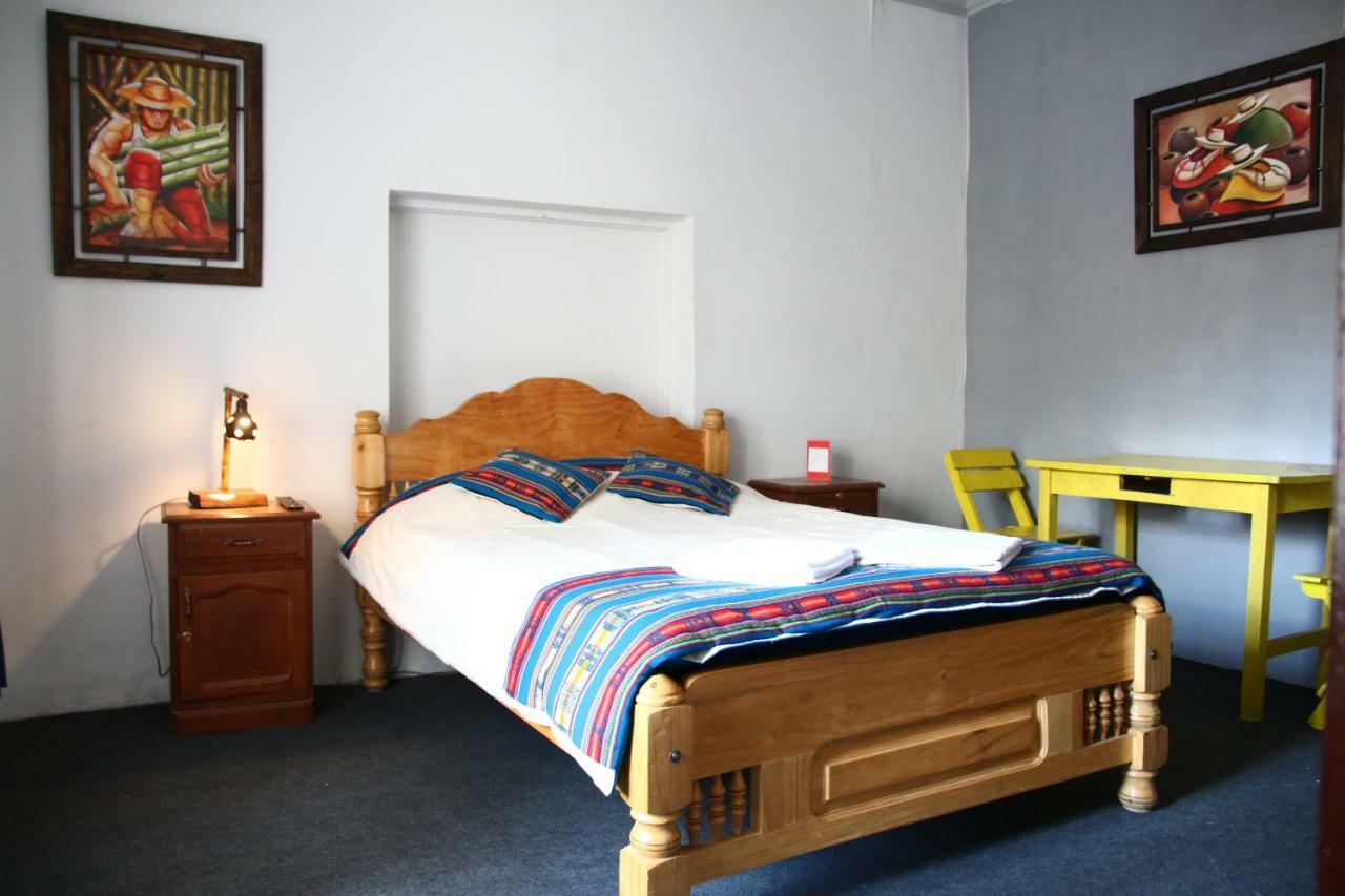 Jaguar House Hostel Κοτσαμπάμπα Εξωτερικό φωτογραφία